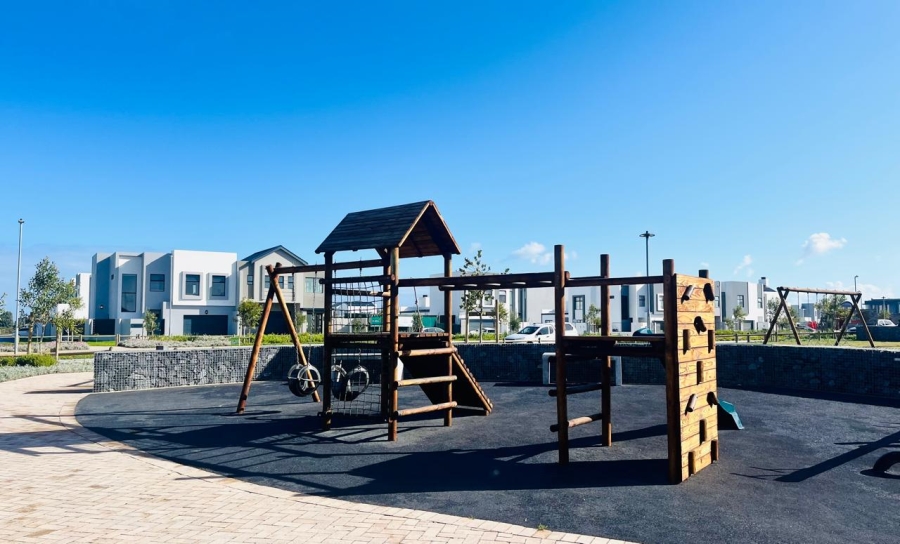 4 Bedroom Property for Sale in Sandown Western Cape